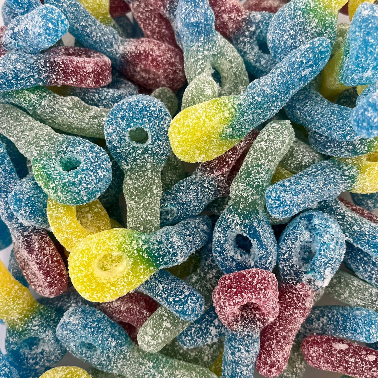 Saure Bonbons mit blauer Zunge