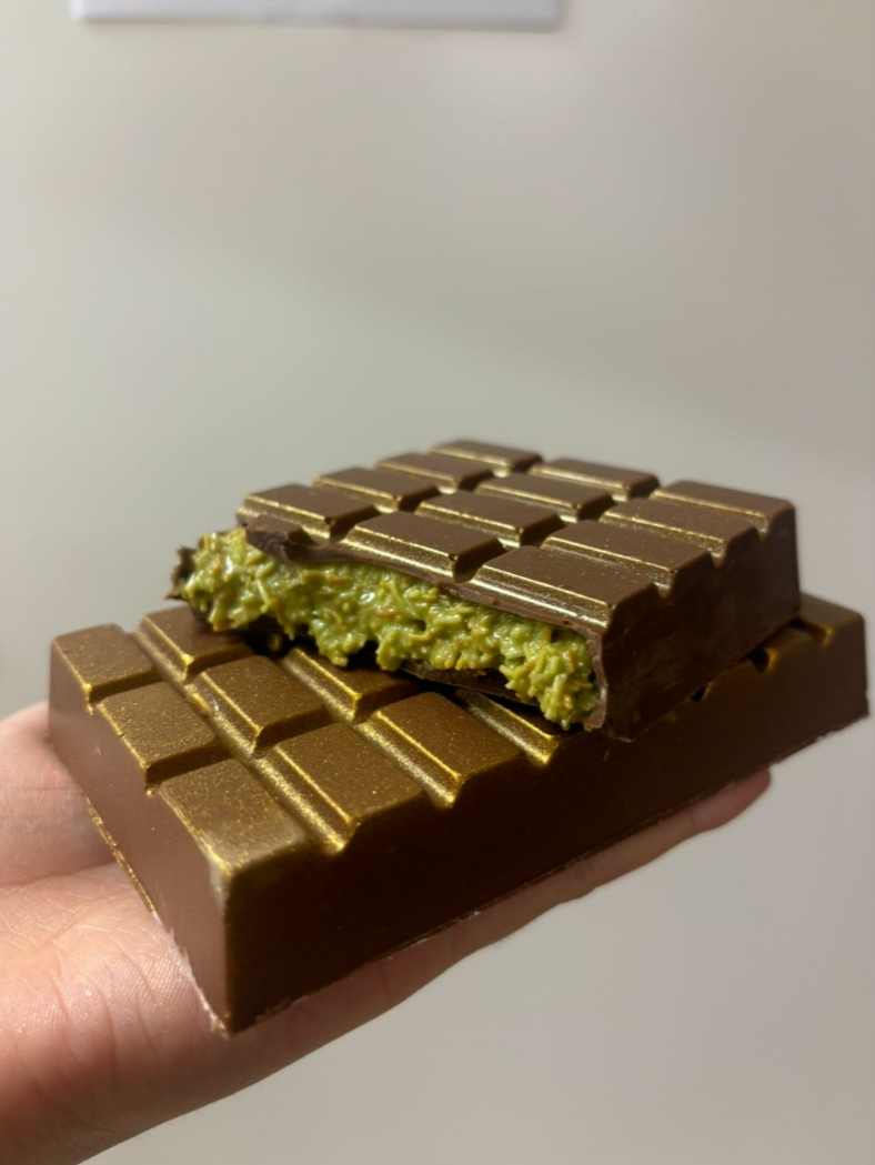 Chocolat de Dubaï – Chocolat au lait de luxe artisanal à la pistache